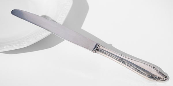 Нож и столовый этикет: из истории приборов